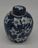 Retro Antique Like Style Blue and White Porcelain Blue Cherry Blossom Plum Flower Ceramic Covered Jar Vase, China Ming Style, Jingdezhen (LJ4)